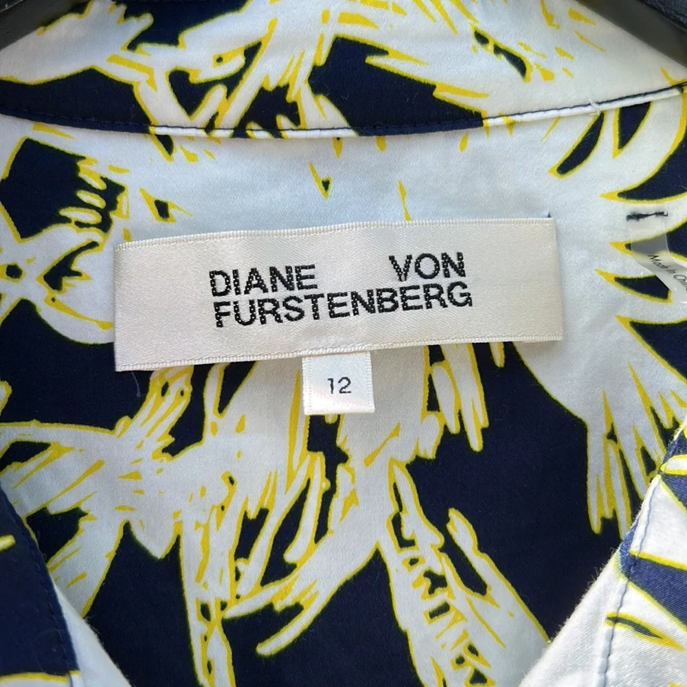 Diane Von Furstenberg button down dress - Picture 3 of 12